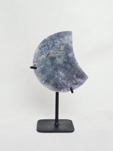 Flower amethyst Maan Nr.15