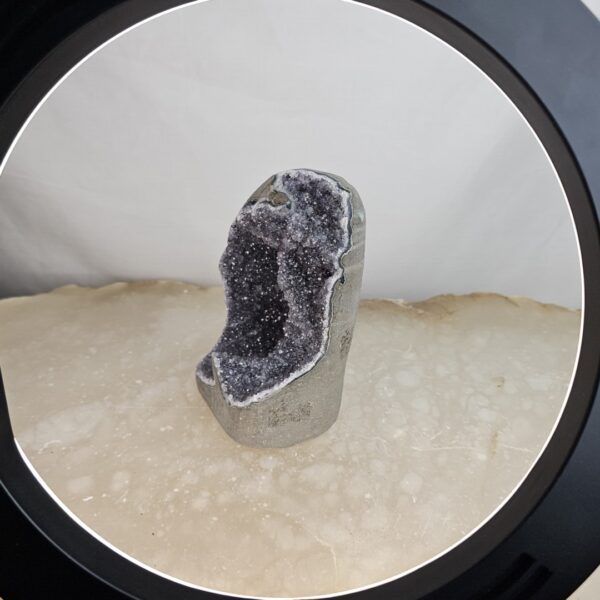 Amethist Geode C121 - Afbeelding 3